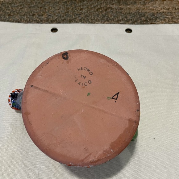 Talavera Mexican pottery - Picture 4 of 4